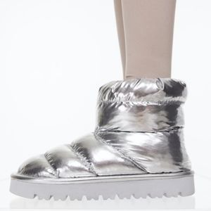 COPY - H&M Padded Boots